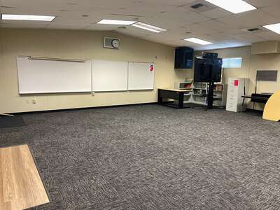 Regency Park Elementary School Classroom Standard in Sacramento