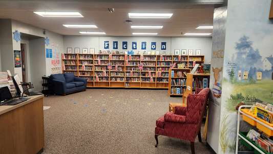Ritta Elementary School Library in Knoxville