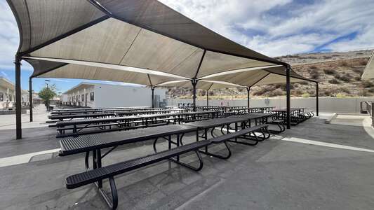 Granite Hills School Outdoor Lunch Area 2 in Perris