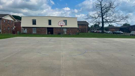 LaBelle Aire Elementary School Outdoor Basketball Courts in Baton Rouge
