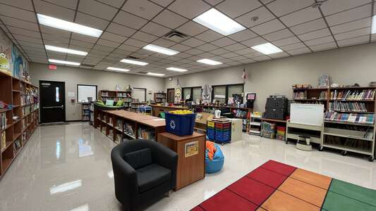Kujawa EC/PK/K School Library in Houston 2