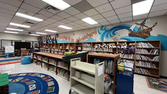 Kujawa EC/PK/K School Library in Houston 3