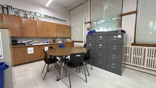 North Salem High School Classroom Standard in Salem 3