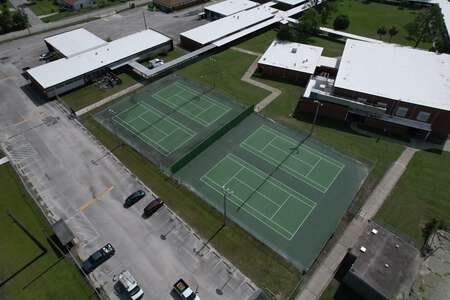 Englewood High School Tennis Courts (3hr min) in Jacksonville