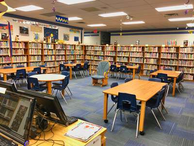 Oak Hill Elementary School Library in Austin