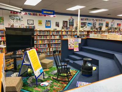 Oak Hill Elementary School Library in Austin