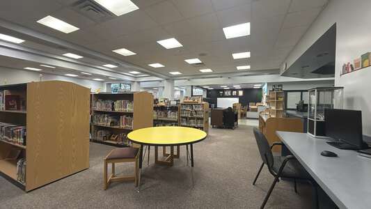 Schwartz Elementary School Media Center in Oklahoma City 2