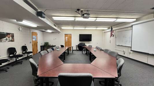 Education Center Parr Room in Eugene 2