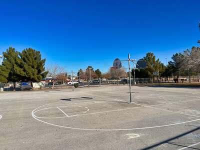Gragson - Oran K. Elementary School Outdoor Basketball Courts in Las Vegas