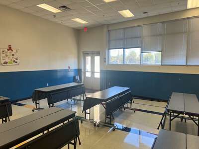 Jimmie Tyler Brashear Elementary School Cafeteria in Dallas