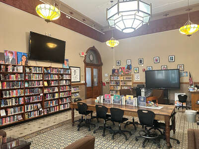 L&N STEM Academy Library in Knoxville 3