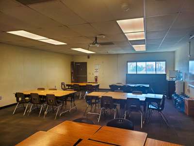 North Verdemont Elementary School Classroom Standard in San Bernardino
