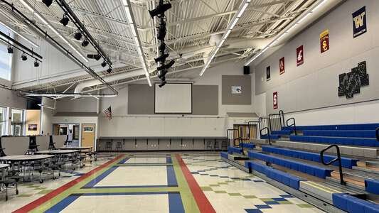 Cal Young Middle School Cafeteria/Commons in Eugene