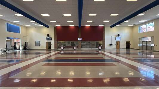 McClintock Middle School Cafeteria in Charlotte 3