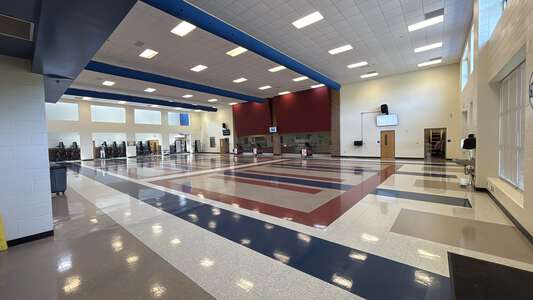 McClintock Middle School Cafeteria in Charlotte 4