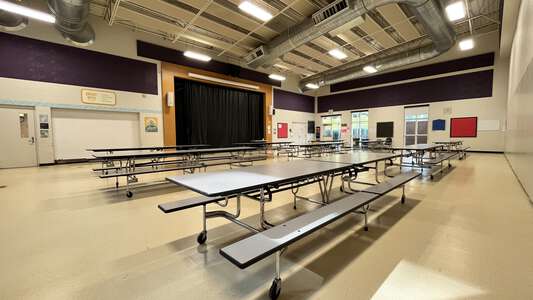 Horace Mann Elementary School Commons (Cafeteria) in Redmond