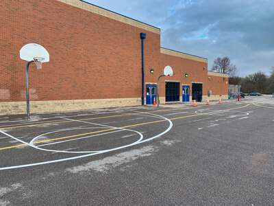 Harvest Ridge Elementary School Outdoor Basketball Courts in St. Charles