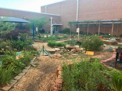 Glen Iris Elementary School Courtyard in Birmingham