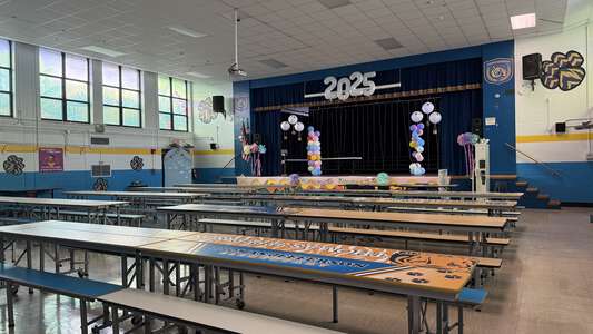 Cafeteria (3 hr min)