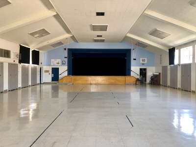 Farnham Elementary School Cafeteria in San Jose