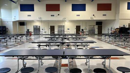 Northeast Middle School Cafeteria in Charlotte 4