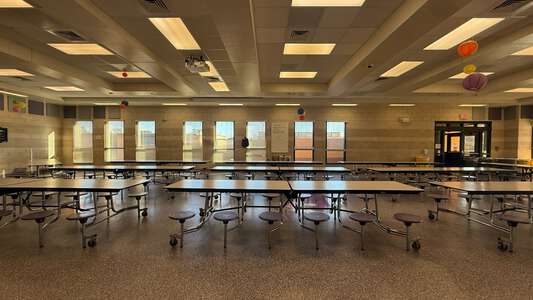 Rollingwood Elementary School Cafeteria in Oklahoma City