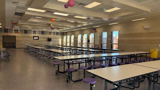 Rollingwood Elementary School Cafeteria in Oklahoma City