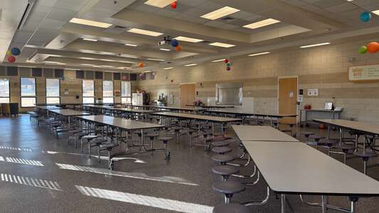 Rollingwood Elementary School Cafeteria in Oklahoma City