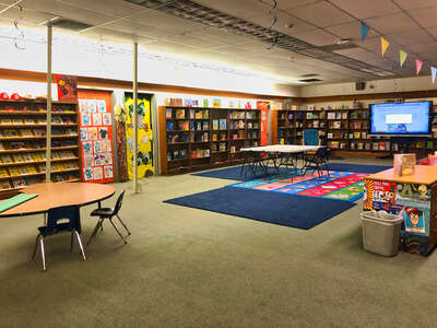Crestworth Elementary School Library in Baton Rouge