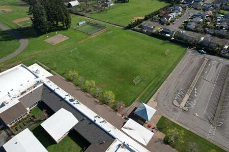 Thurston Middle School in Springfield Oregon Slideshow Image 13