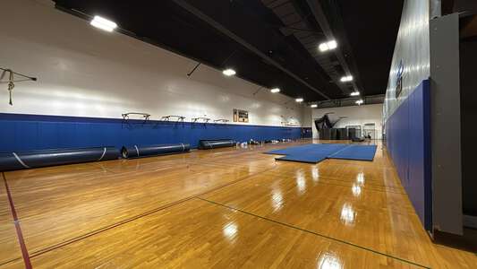 McNary High School East Upper Gym in Keizer 5