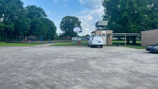 Baton Rouge Outdoor Basketball Courts