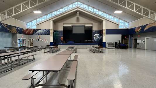 Sexton Mountain Elementary School Cafeteria in Beaverton