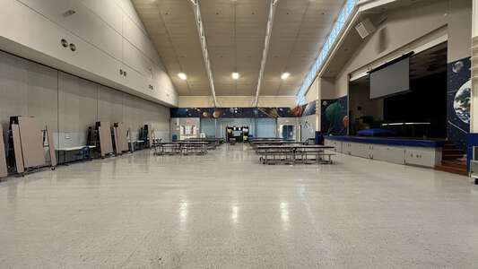 Sexton Mountain Elementary School Cafeteria in Beaverton