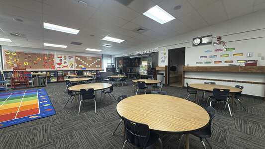 Walnut Elementary School Classroom Standard in Rock Springs 2