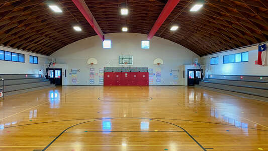 Columbus Elementary School Gym - ES in Columbus