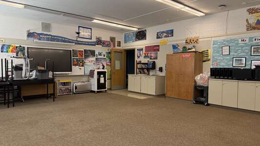 Sacajawea Middle School Classroom Standard in Federal Way