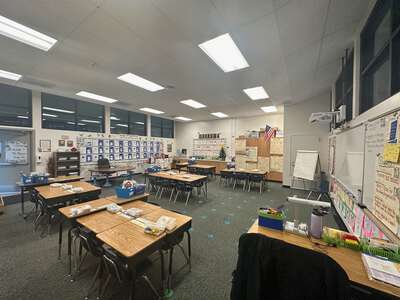 Crosby Elementary School Classroom Standard in Garden Grove