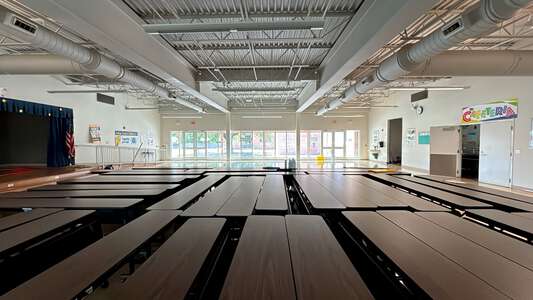 Judge Lionel R Collins Elementary School Cafeteria in Marrero 3