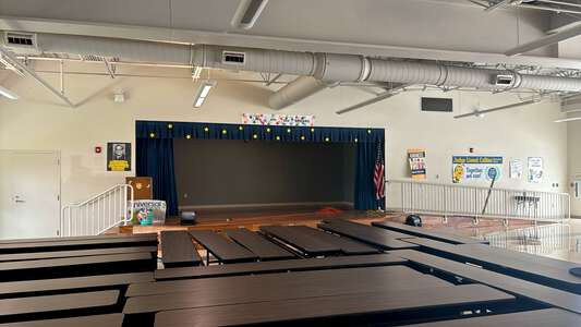 Judge Lionel R Collins Elementary School Cafeteria in Marrero 4