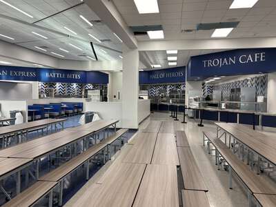 Cafeteria (3hr in)
