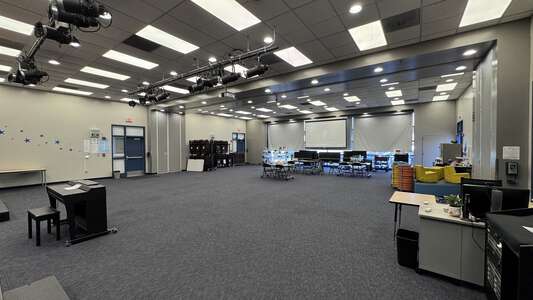 Plaza Vista School (K-8) Multi Purpose Room in Irvine