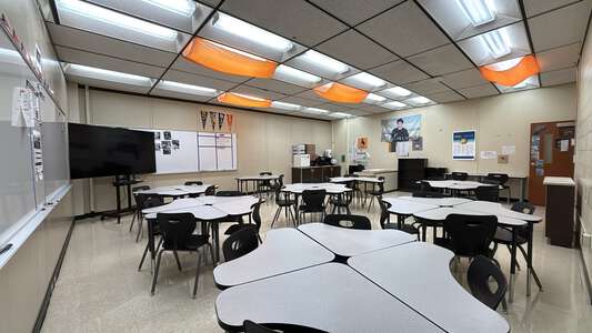 McKay High School Classroom Standard in Salem 3