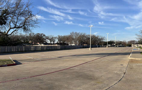 Gray Elementary School Parking Lot - Staff in Mesquite