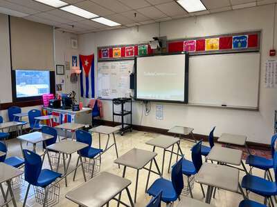 Phillips - Wendell Phillips Academy High School Classroom Standard in Chicago