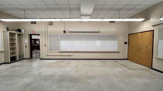 Lake Shore Middle School Classroom Standard (3 hr min) in Jacksonville