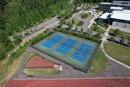 Timberline Middle School Tennis Courts in Redmond