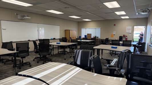 Apple Valley Unified School District Classroom Standard in Apple Valley 3