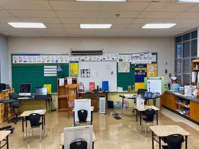 Barton Hills Elementary School Classroom Standard in Austin