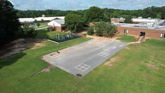 Kemp Elementary School Outdoor Basketball Courts in Hampton 5